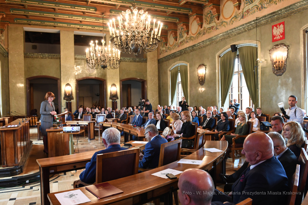 dsc_5854 copy06.jpg-NIK 100 lat  Autor: W. Majka