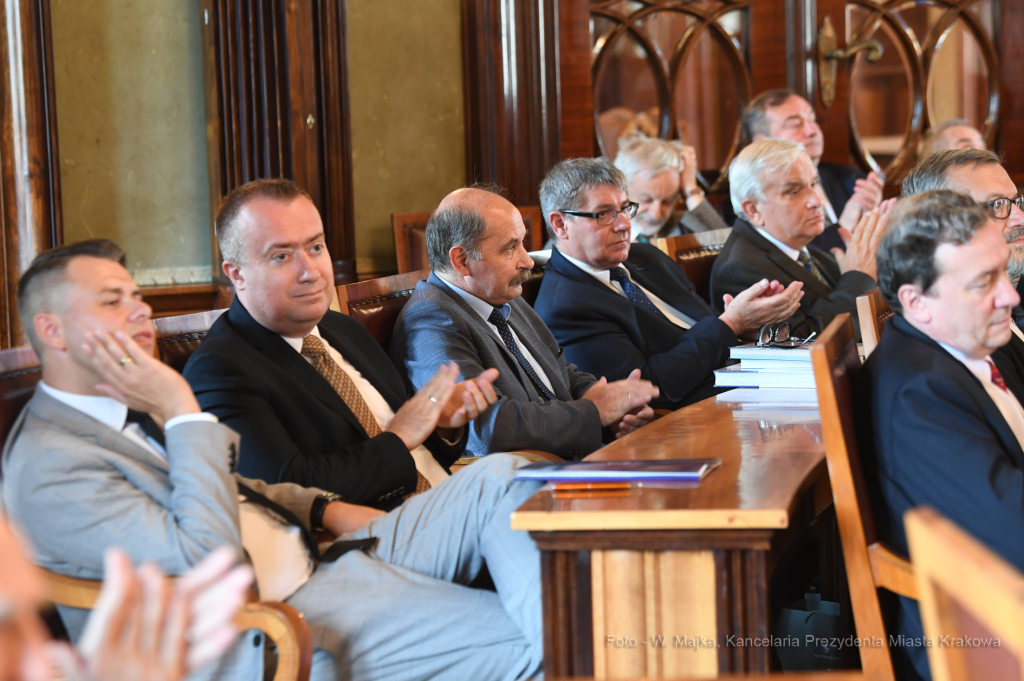 dsc_5871 copy08.jpg-NIK 100 lat  Autor: W. Majka