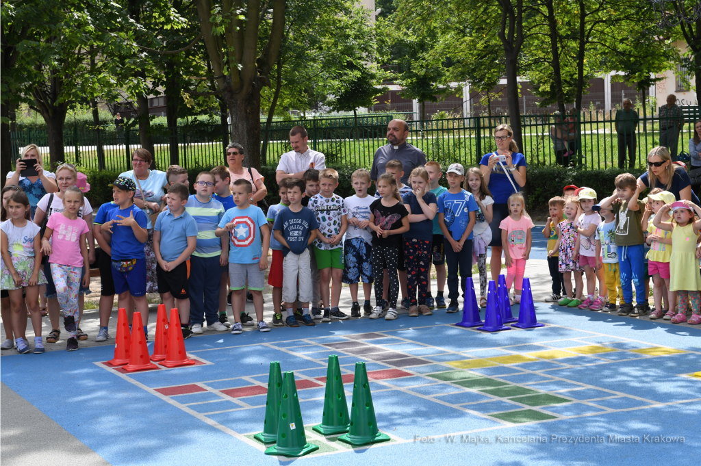 dsc_6044 copy08.jpg-zmodernizowanych obiektach sportowych  Autor: W. Majka