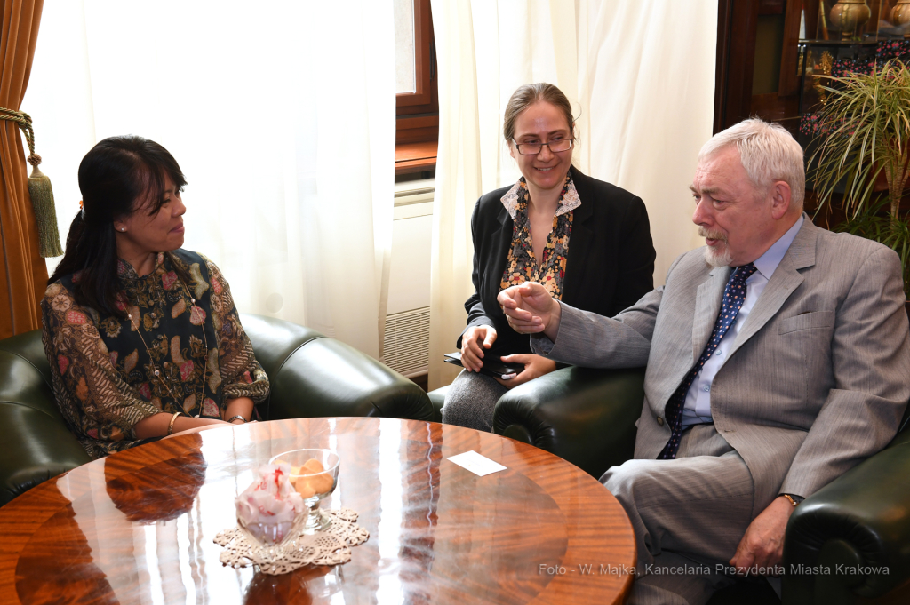 dsc_6185 copy04.jpg-Ambasador Indonezji  Autor: W. Majka