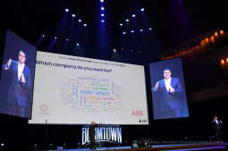 dsc_6366 copy02.jpg-„Aspire 4 All”