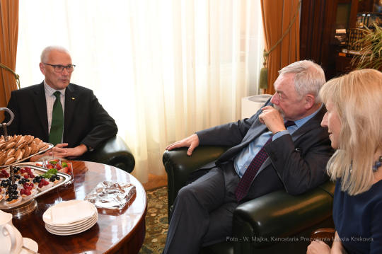 dsc_1540 copy04.jpg-Spotkanie z delegacją OWHC