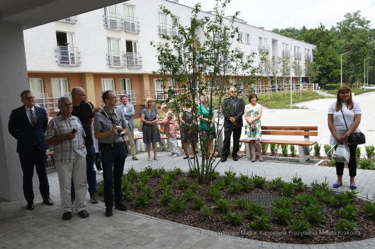 dsc_914807.jpg-Otwarcie Pawilonu nr 5 w Miejskim Centrum Opieki dla Osób Starszych