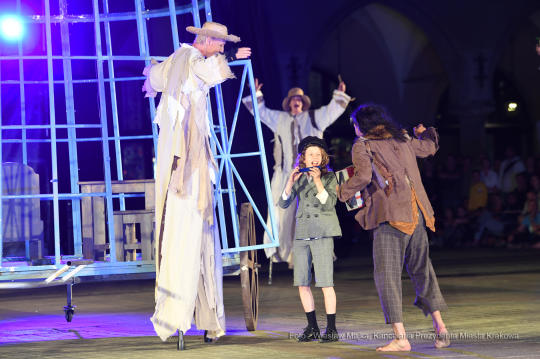 dsc_9576 copy10.jpg-FestiwalTeatrów Ulicznych