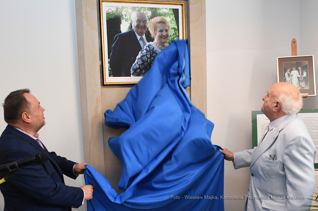 dsc_9931 copy02.jpg-Hajdugów, DPS. ul. Helclów  Autor: W. Majka