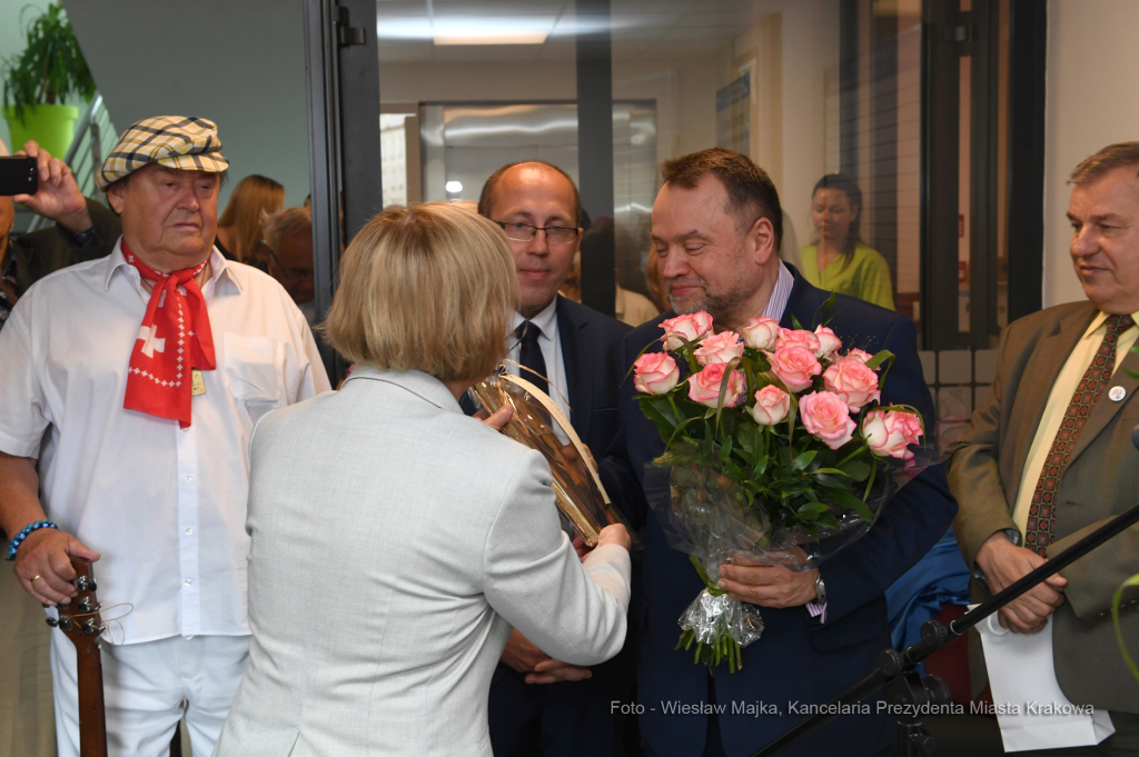 dsc_9948 copy08.jpg-Hajdugów, DPS. ul. Helclów  Autor: W. Majka