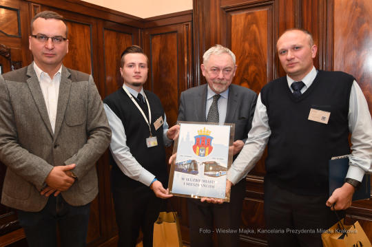 dsc_0395 copy08.jpg-MPK