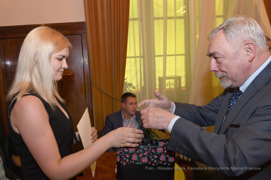 dsc_057904.jpg-Spotkanie ze szpadzistkami, złotymi medalistkami Mistrzostw Europy  Autor: W. Majka