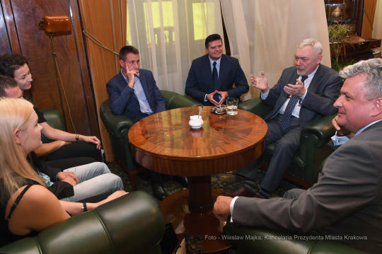 dsc_058906.jpg-Spotkanie ze szpadzistkami, złotymi medalistkami Mistrzostw Europy