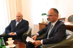 dsc_1064 copy02.jpg-Dystrykt Minhang