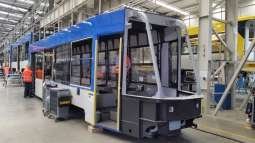 stadler 1.jpg-Nowe tramwaje dla Krakowa z fabryki Stadler