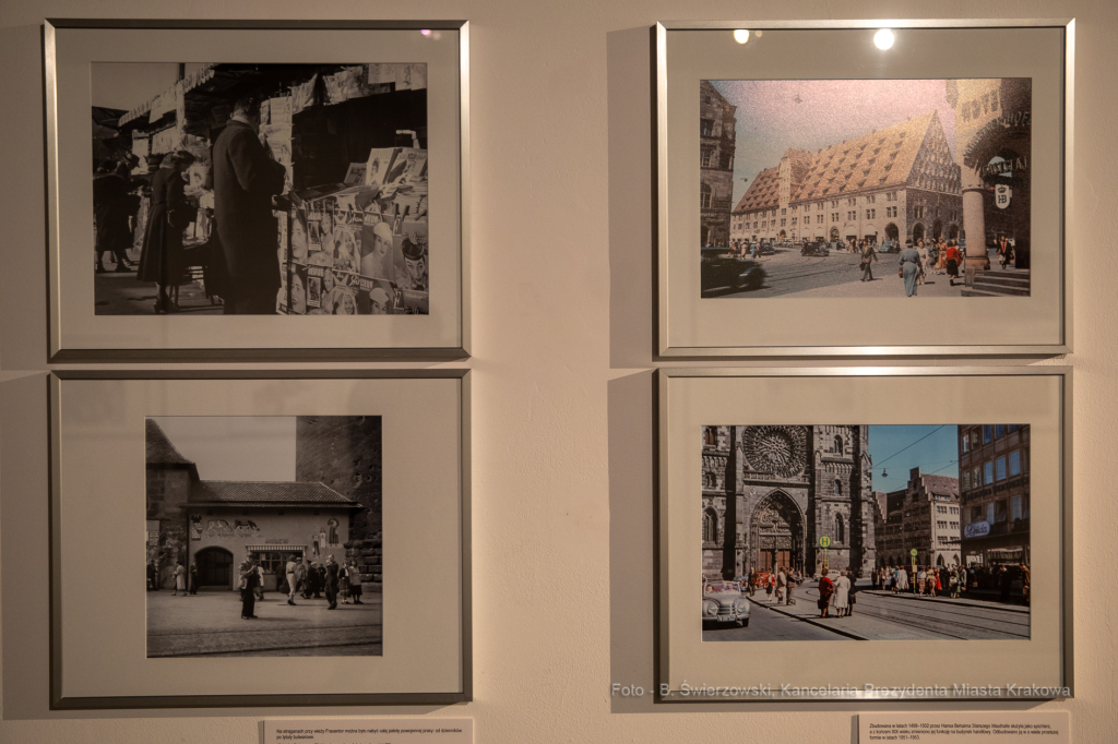 bs-lipca 26, 2019-img_8018.jpg-Norymberga,Wystawa,Kraków  Autor: B. Świerzowski