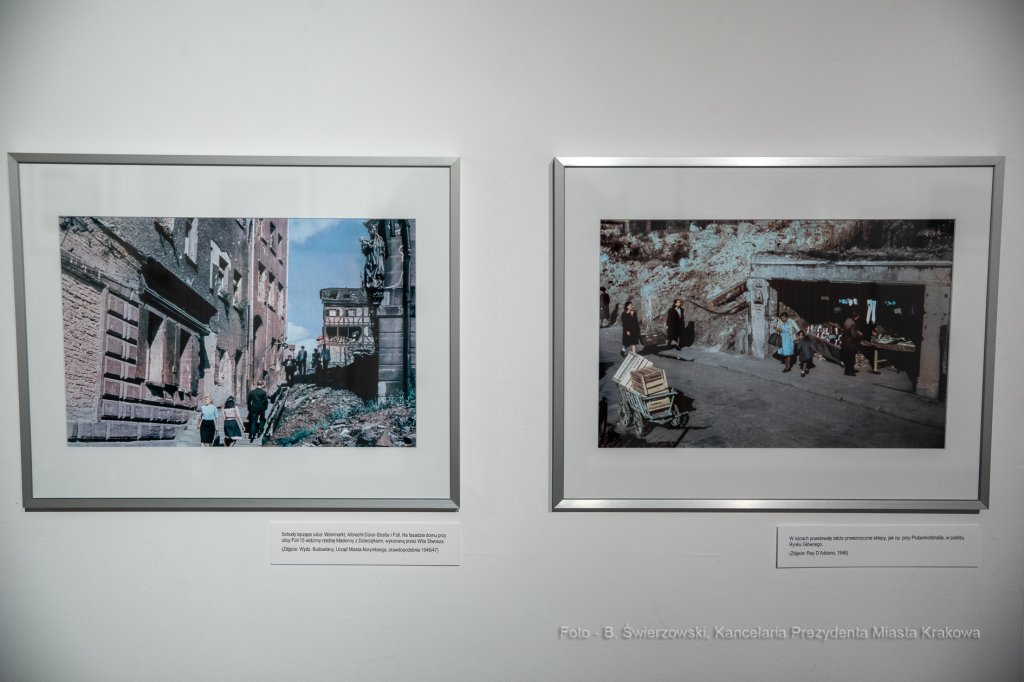 bs-lipca 26, 2019-img_8027.jpg-Norymberga,Wystawa,Kraków  Autor: B. Świerzowski