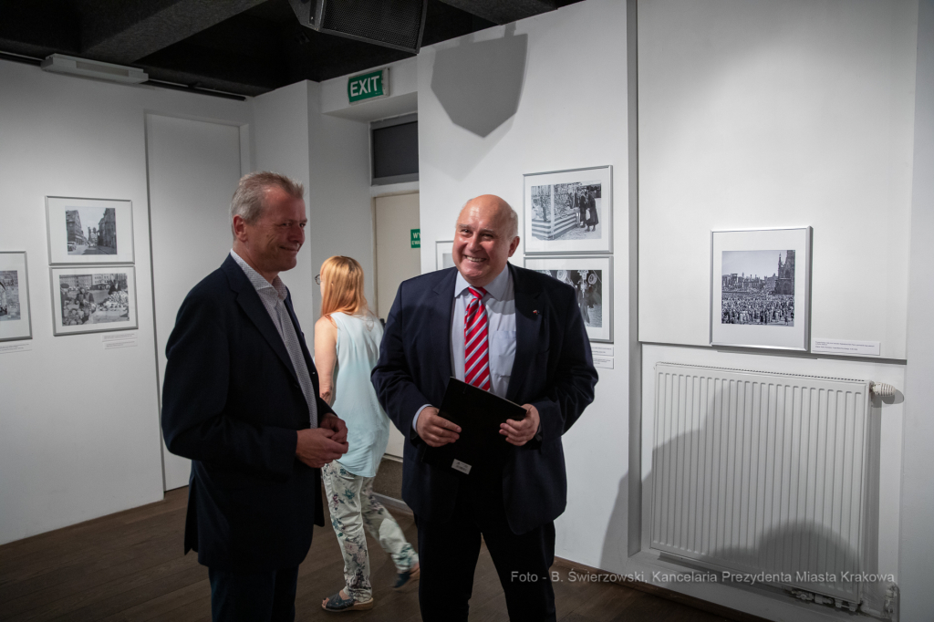 bs-lipca 26, 2019-img_8065.jpg-Norymberga,Wystawa,Kraków  Autor: B. Świerzowski