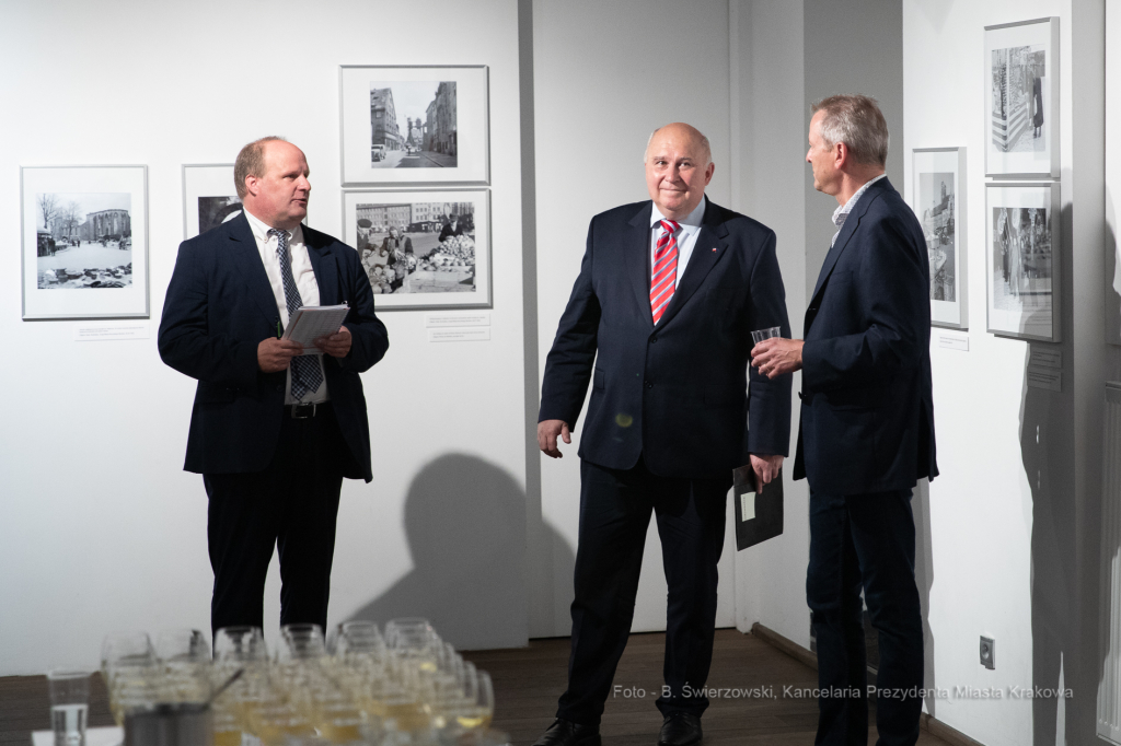 bs-lipca 26, 2019-img_8122.jpg-Norymberga,Wystawa,Kraków  Autor: B. Świerzowski