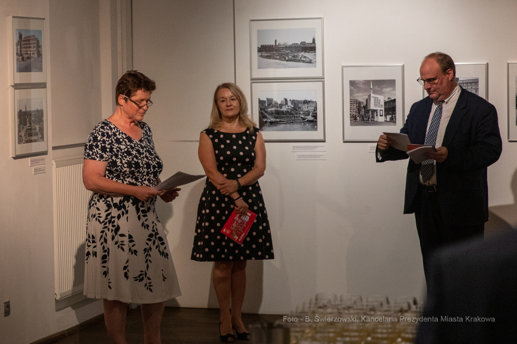 bs-lipca 26, 2019-img_8147.jpg-Norymberga,Wystawa,Kraków  Autor: B. Świerzowski