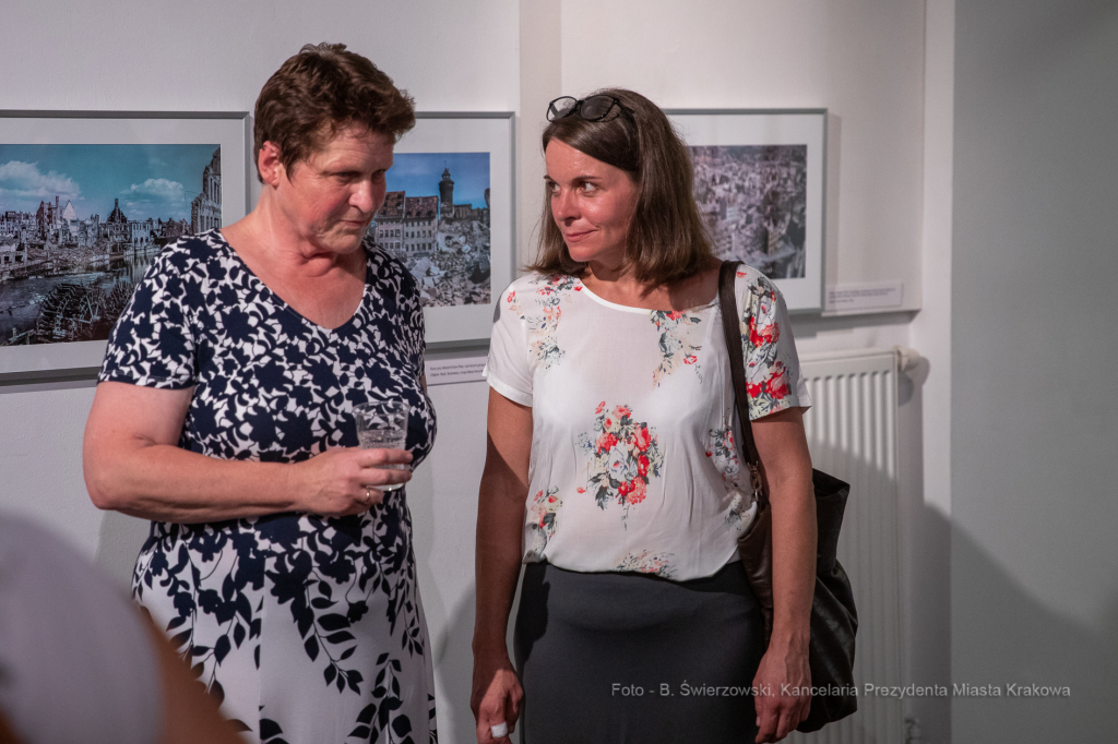 bs-lipca 26, 2019-img_8201.jpg-Norymberga,Wystawa,Kraków  Autor: B. Świerzowski