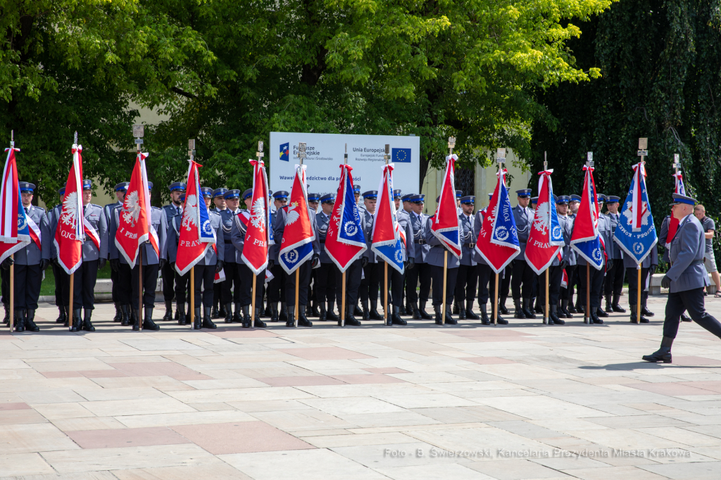 bs_190728_8427.jpg-Święto Policji,Majchrowski,Nagroda  Autor: B. Świerzowski