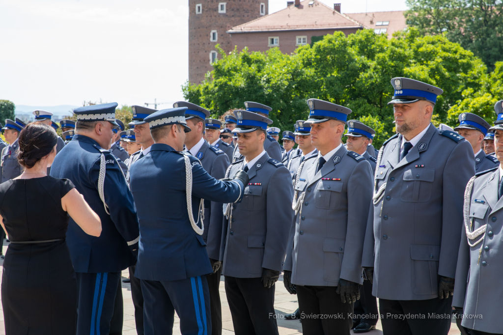 bs_190728_8640.jpg-Święto Policji,Majchrowski,Nagroda  Autor: B. Świerzowski