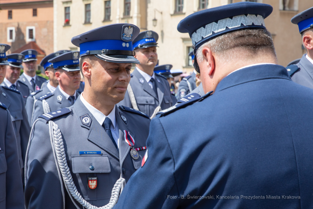 bs_190728_8659.jpg-Święto Policji,Majchrowski,Nagroda  Autor: B. Świerzowski