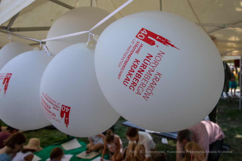 bs_190728_8951.jpg-piknik krakowski,Norymberga,potańcówka  Autor: B. Świerzowski