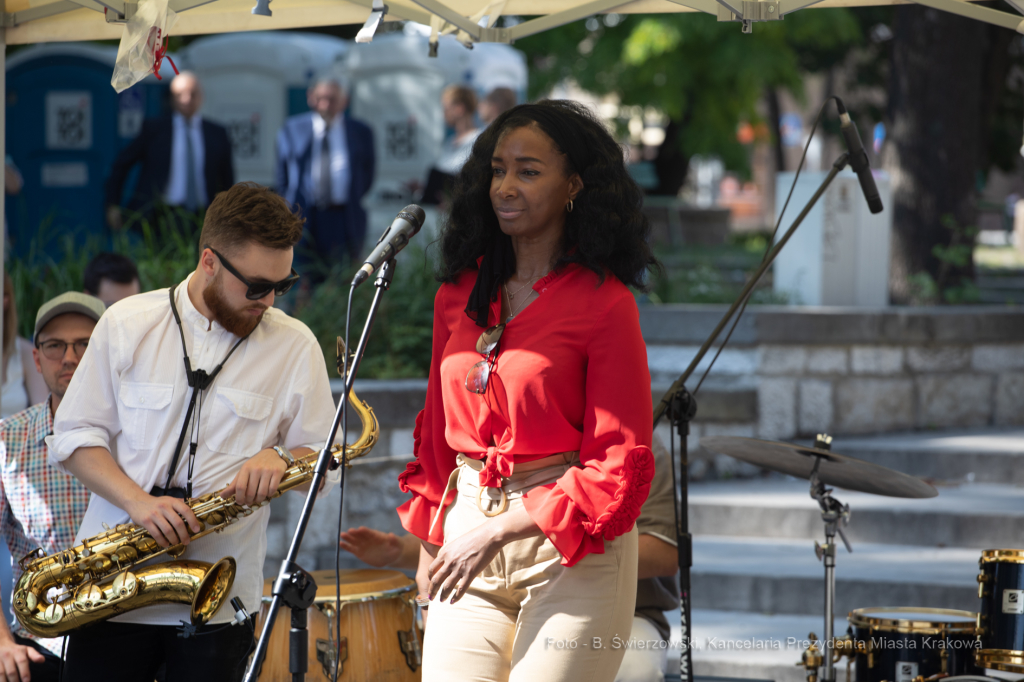 bs_190728_9093.jpg-piknik krakowski,Norymberga,potańcówka  Autor: B. Świerzowski