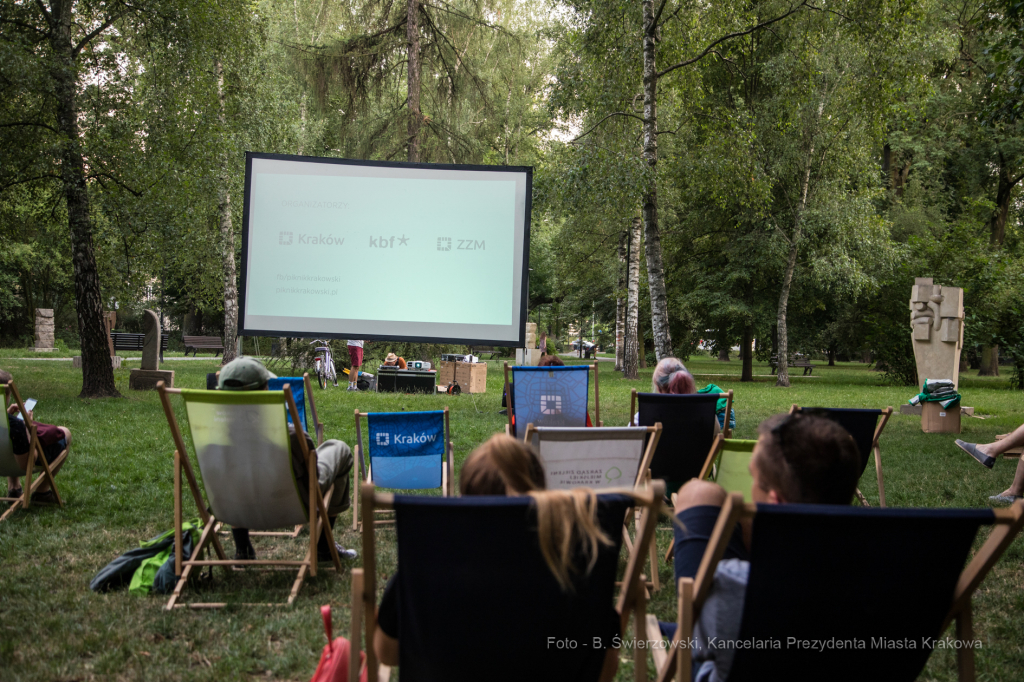 bs_190728_3610.jpg-Film,Park Krakowski,Pokaz  Autor: B. Świerzowski