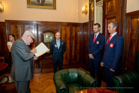 bs_190729_9398.jpg-Latanie precyzyjne,Majchrowski,