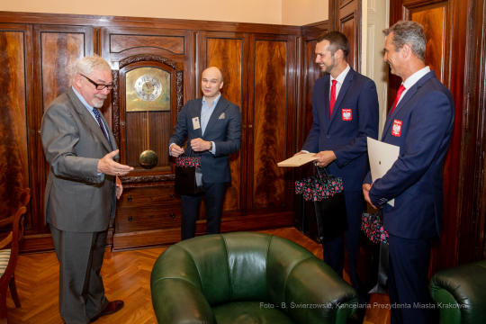 bs_190729_9409.jpg-Latanie precyzyjne,Majchrowski,