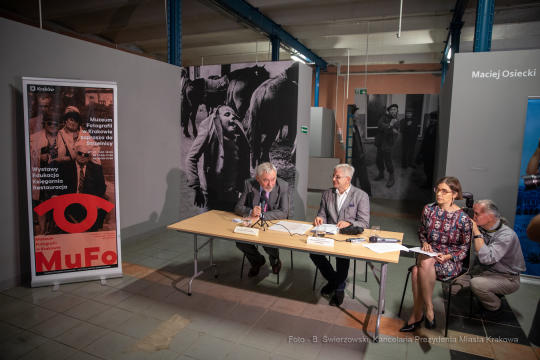 bs_190730_9571.jpg-Muzeum Historii Fotografii,Majchrowski,Świca