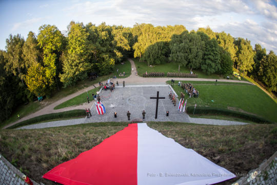 bs_190804_5359.jpg-Capstrzyk,Kopiec Piłsudskiego,Frankiewicz