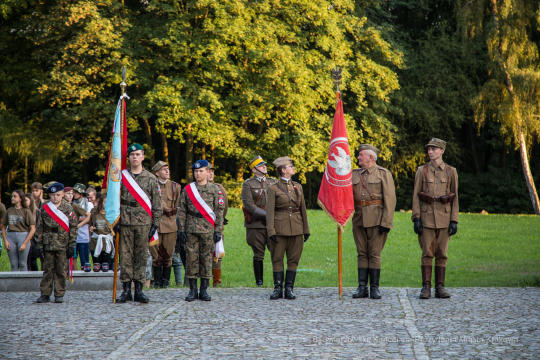 bs_190804_5369.jpg-Capstrzyk,Kopiec Piłsudskiego,Frankiewicz