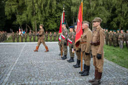 bs_190804_5425.jpg-Capstrzyk,Kopiec Piłsudskiego,Frankiewicz