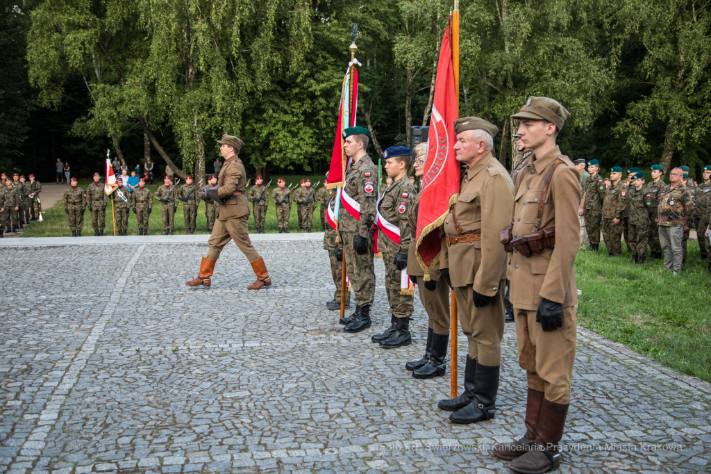 bs_190804_5425.jpg-Capstrzyk,Kopiec Piłsudskiego,Frankiewicz  Autor: B. Świerzowski