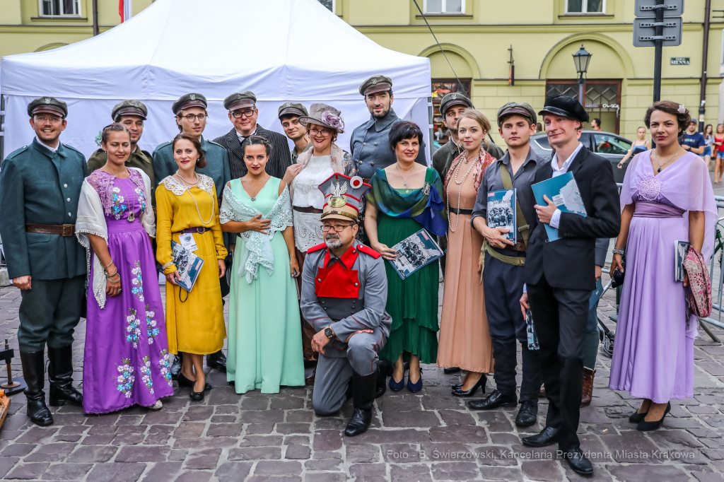 bs_190805_2557.jpg-Lekcja Śpiewania,Domański,Mały Rynek  Autor: B. Świerzowski