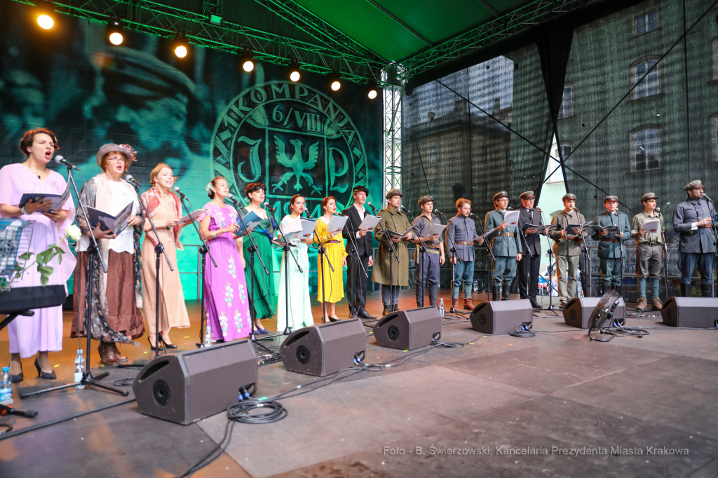 bs_190805_2567.jpg-Lekcja Śpiewania,Domański,Mały Rynek  Autor: B. Świerzowski