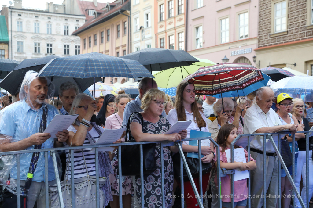 bs_190805_2716.jpg-Lekcja Śpiewania,Domański,Mały Rynek  Autor: B. Świerzowski