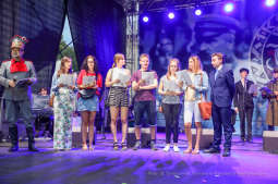 bs_190805_2956.jpg-Lekcja Śpiewania,Domański,Mały Rynek