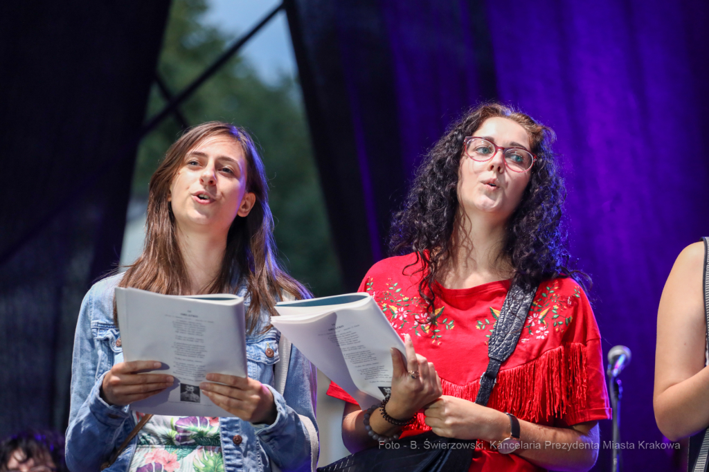 bs_190805_2972.jpg-Lekcja Śpiewania,Domański,Mały Rynek  Autor: B. Świerzowski