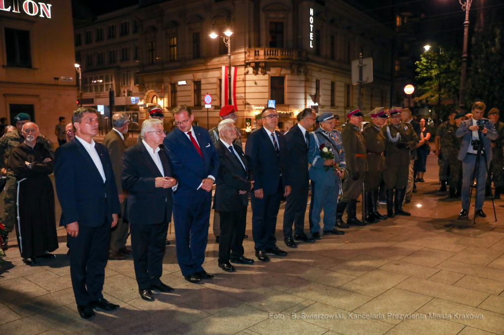 bs_190805_3133.jpg-Kadrówka , Apel Wieczorny, Fryczek  Autor: B. Świerzowski