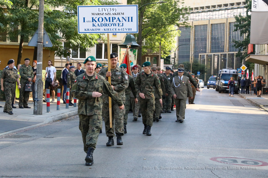 bs_190806_3368.jpg-Kadrówka,Oleandry,Wymarsz,Fryczek  Autor: B. Świerzowski