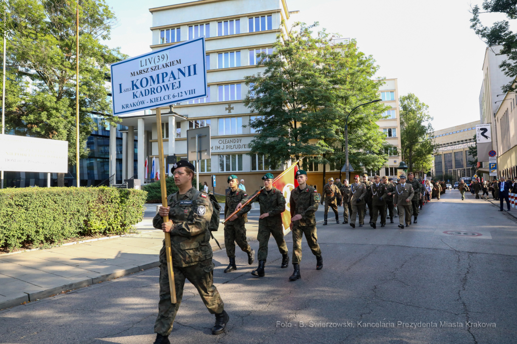 bs_190806_3375.jpg-Kadrówka,Oleandry,Wymarsz,Fryczek  Autor: B. Świerzowski