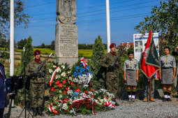 bs_190806_3507.jpg-Kadrówka,Michałowice,Fryczek