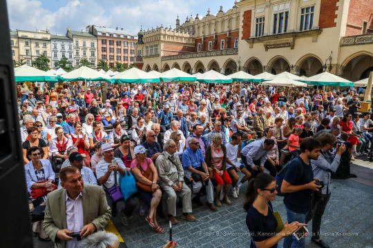 bs_190808_3600.jpg-Cepeliada,Majchrowski,Targi