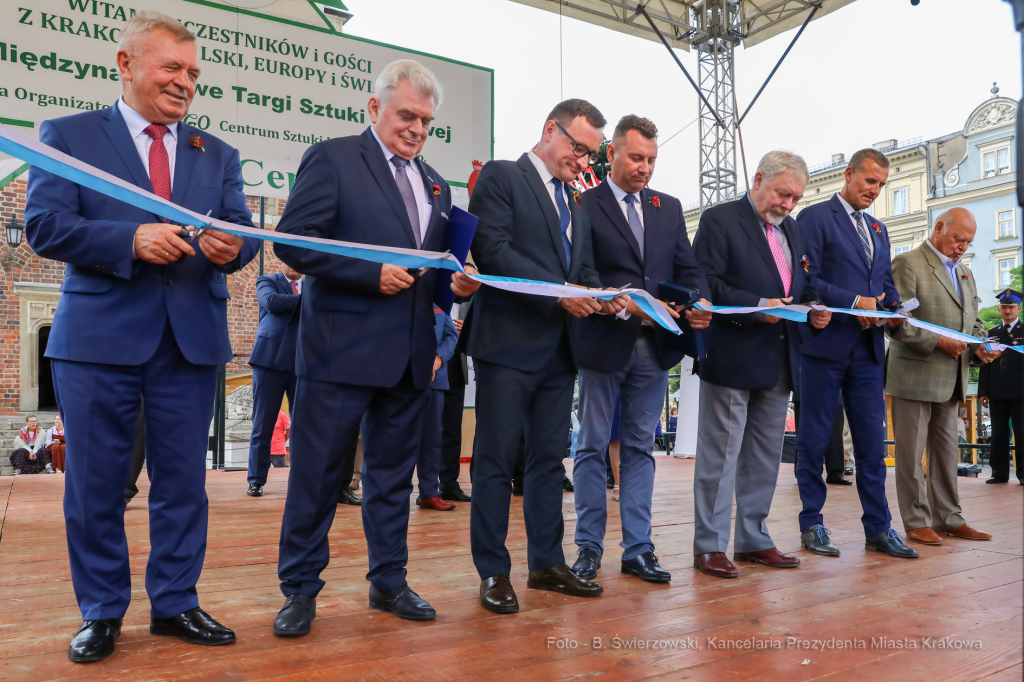 bs_190808_3713.jpg-Cepeliada,Majchrowski,Targi  Autor: B. Świerzowski