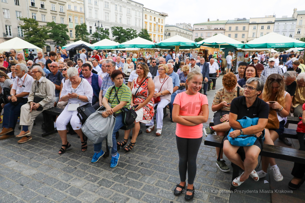 bs_190808_3730.jpg-Cepeliada,Majchrowski,Targi  Autor: B. Świerzowski