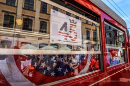bs_190809_4255.jpg-USA,konsul,Urodziny,Tramwaj