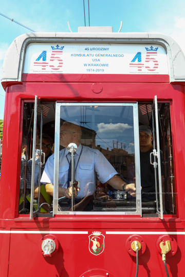 bs_190809_4329.jpg-USA,konsul,Urodziny,Tramwaj