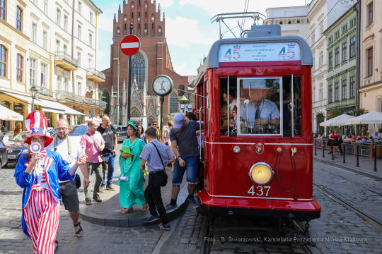 bs_190809_4366.jpg-USA,konsul,Urodziny,Tramwaj