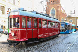 bs_190809_4385.jpg-USA,konsul,Urodziny,Tramwaj